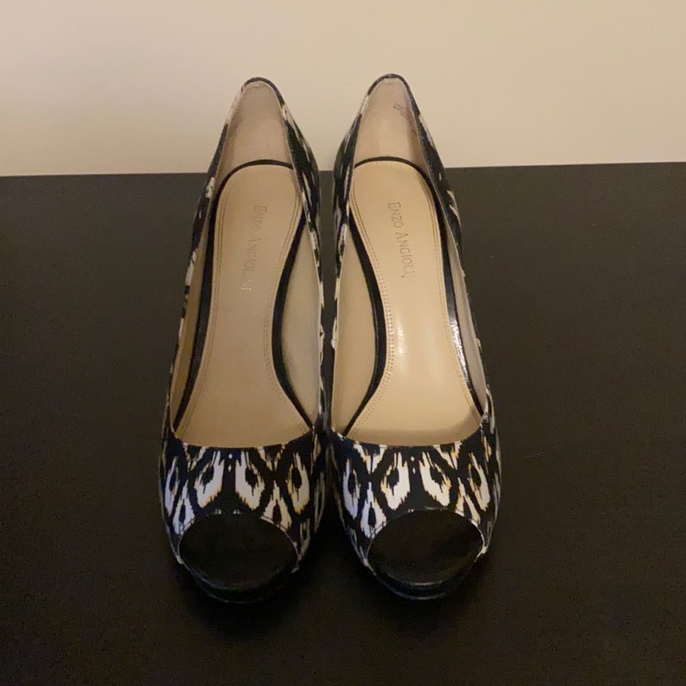 Enzo Angiolini Patterned Peep Toe Heels, Size 9